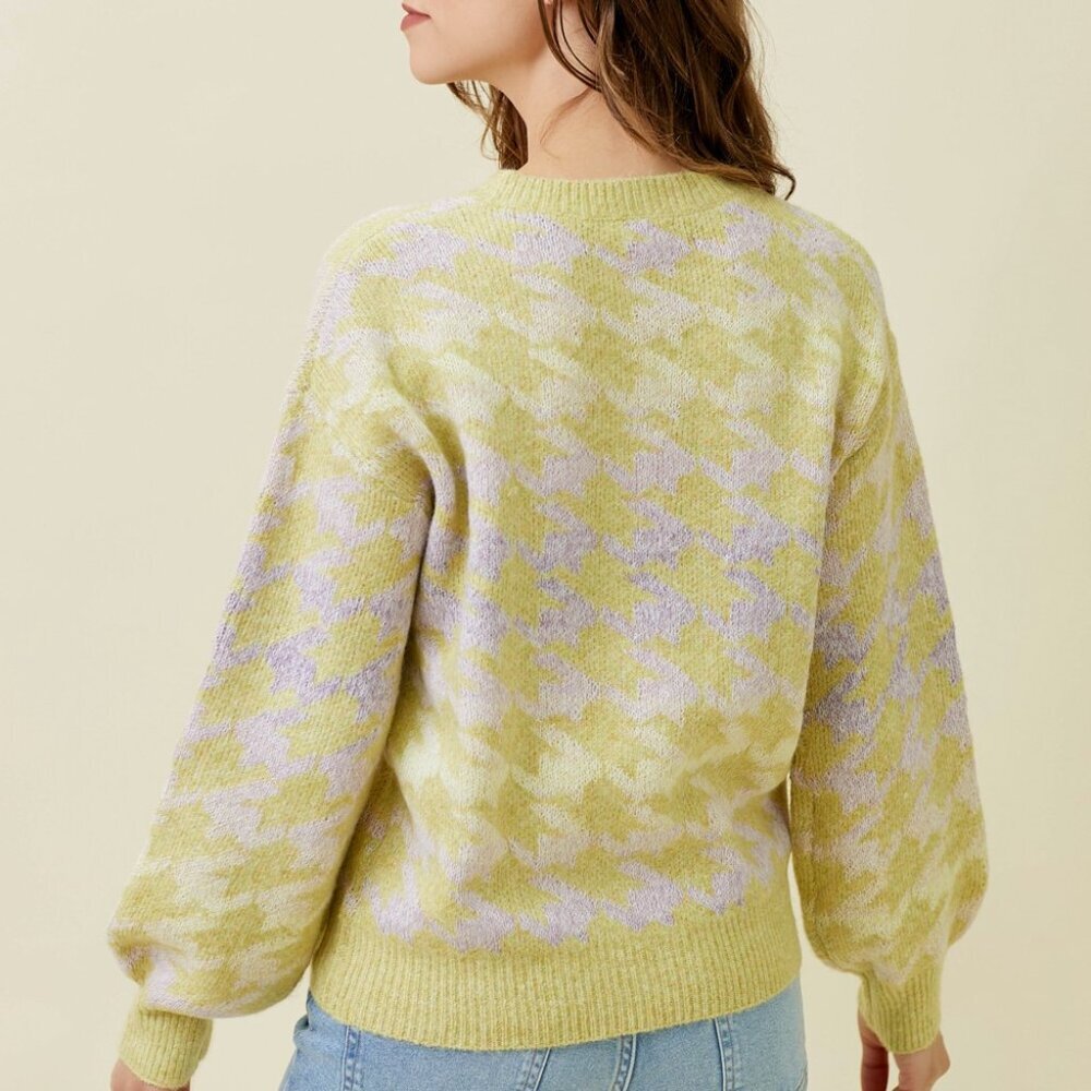 MYSTREE Pastel Houndstooth Sweater | Lemon & Lilac Knit Pullover - Picture 5 of 7